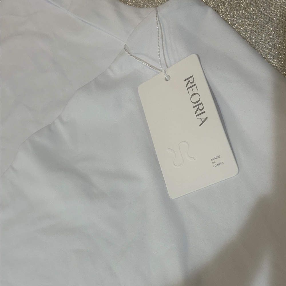 ReoRia white Sleeveless Bodysuit - Picture 4 of 6